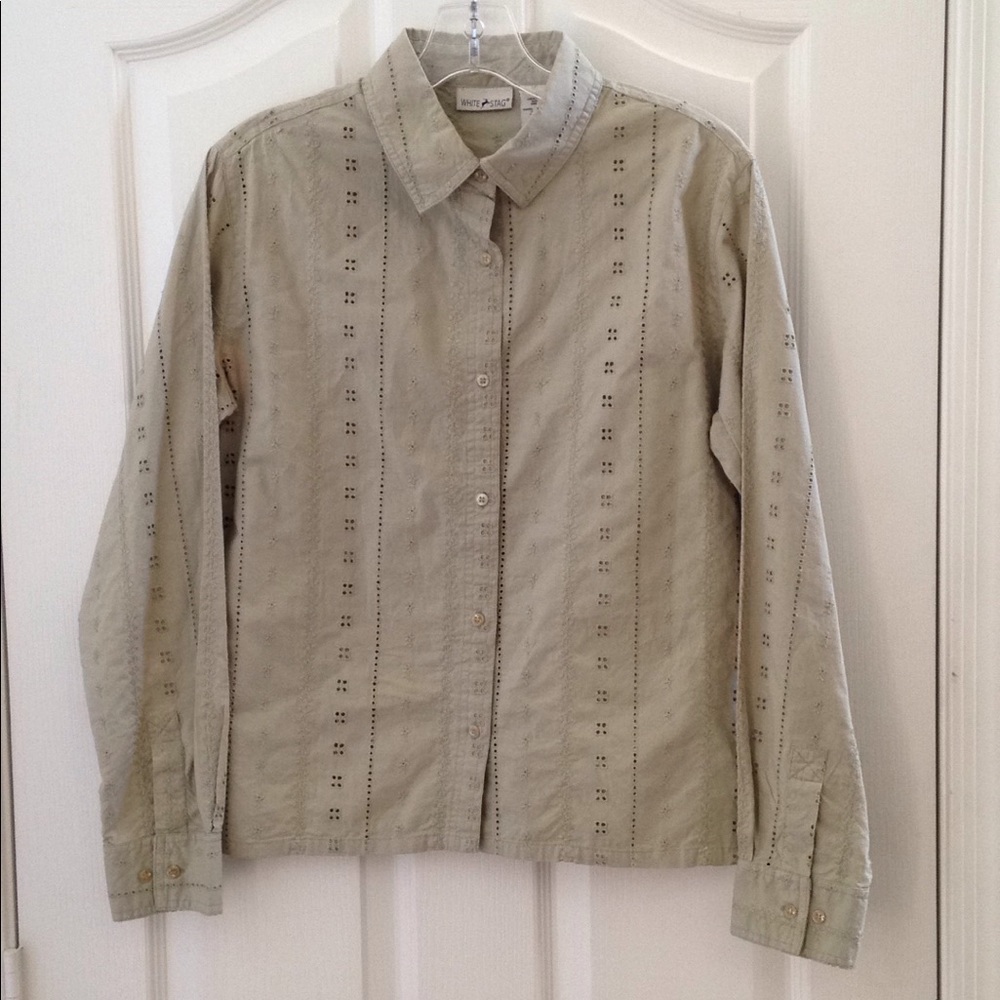 FINAL MARKDOWN Ladies White Stag LS Embroidered Blouse small